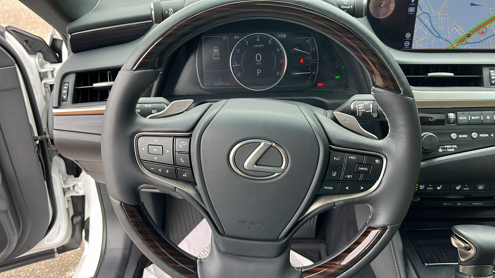 2019 Lexus ES 350 Base 13