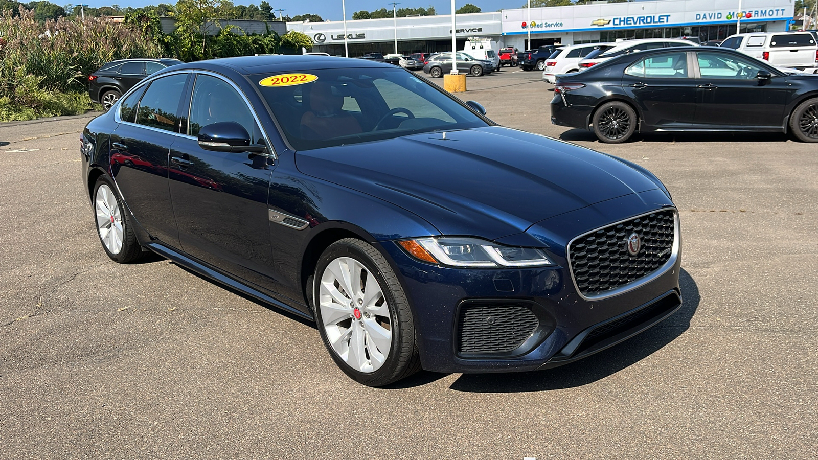 2022 Jaguar XF P300 R-Dynamic SE 3