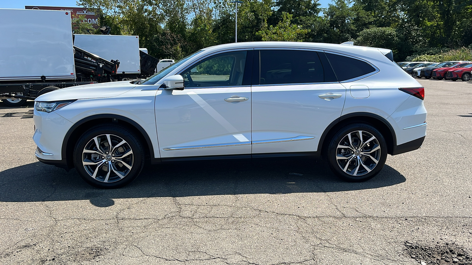 2023 Acura MDX SH-AWD w/Tech 8