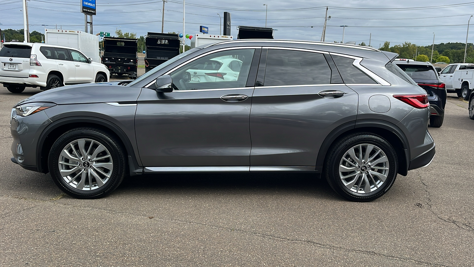 2024 INFINITI QX50 Luxe 8