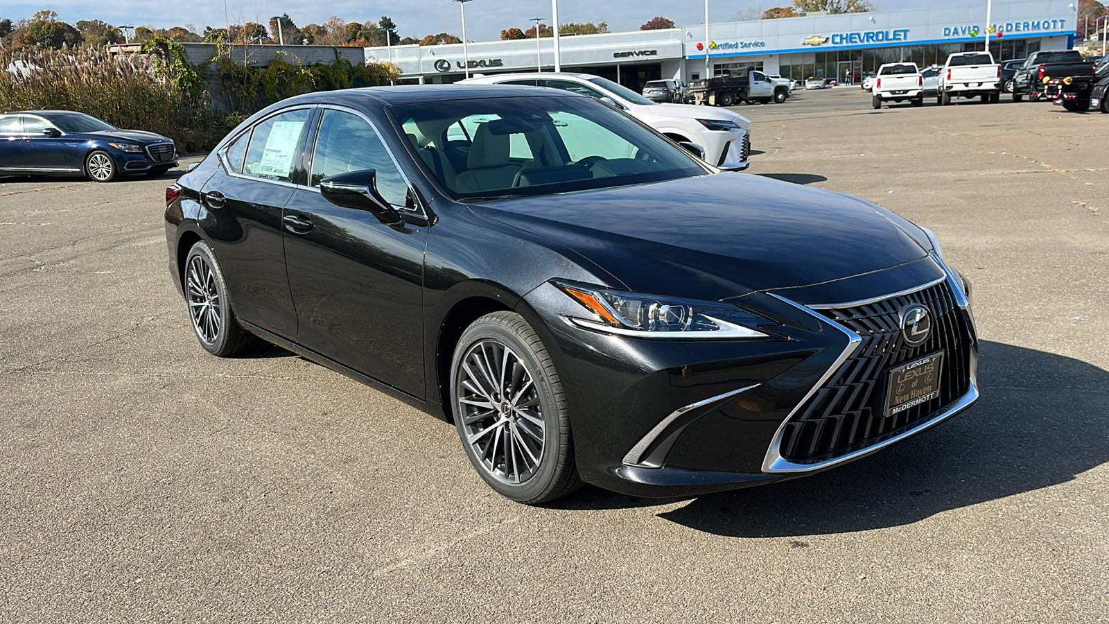 2025 Lexus ES 300h Base 3