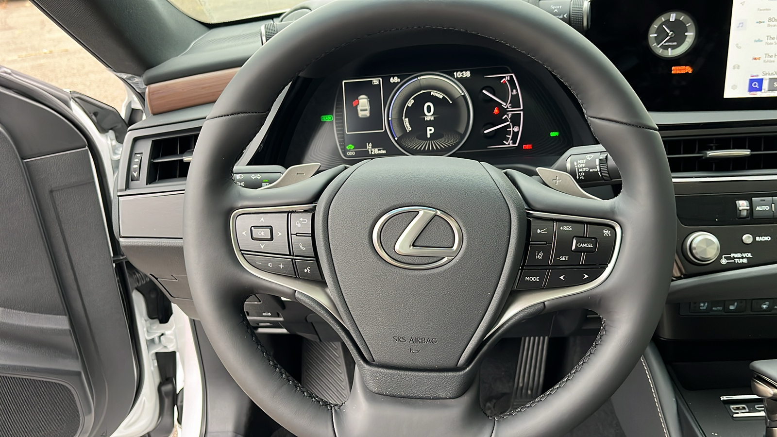 2025 Lexus ES 300h Base 8