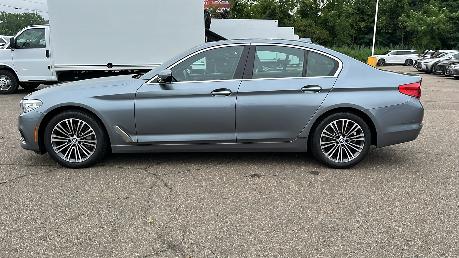 2018 BMW 5 Series 530i xDrive 8