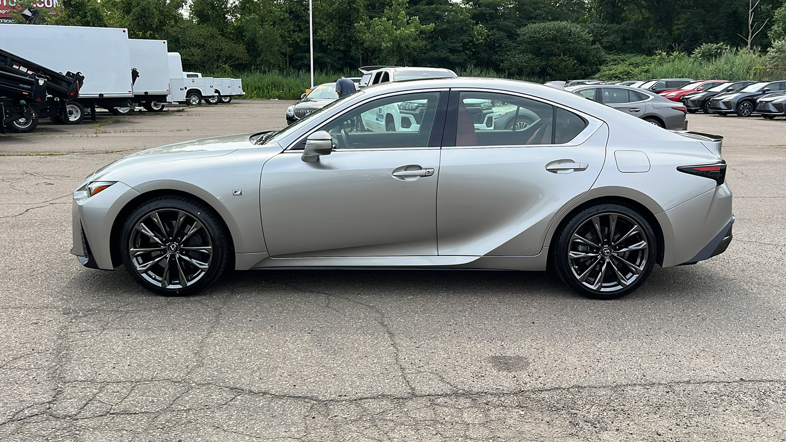 2021 Lexus IS 350 F SPORT 8