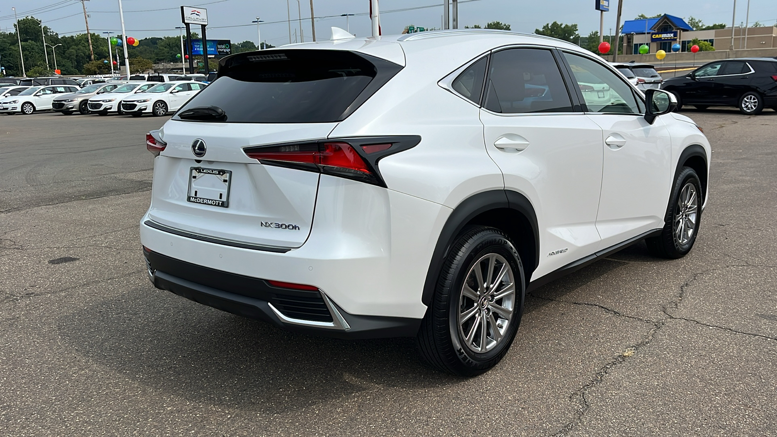 2021 Lexus NX 300h Base 5