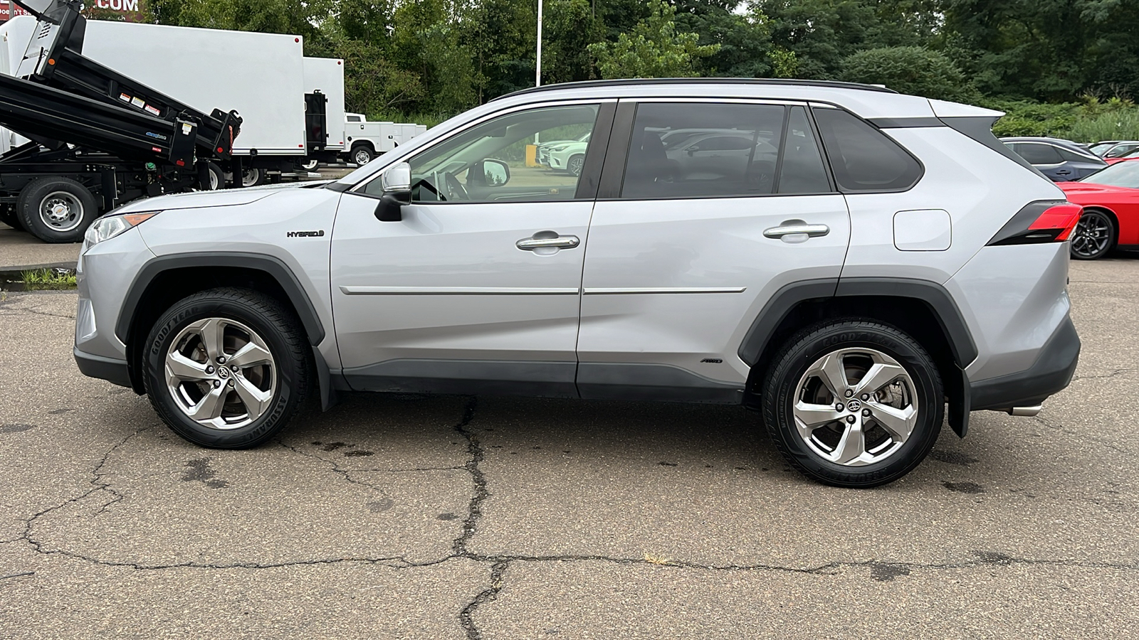 2020 Toyota RAV4 Hybrid Limited 8