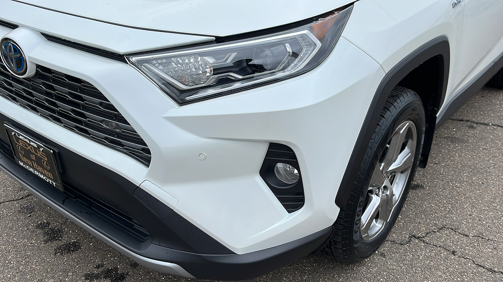 2021 Toyota RAV4 Hybrid Limited 9