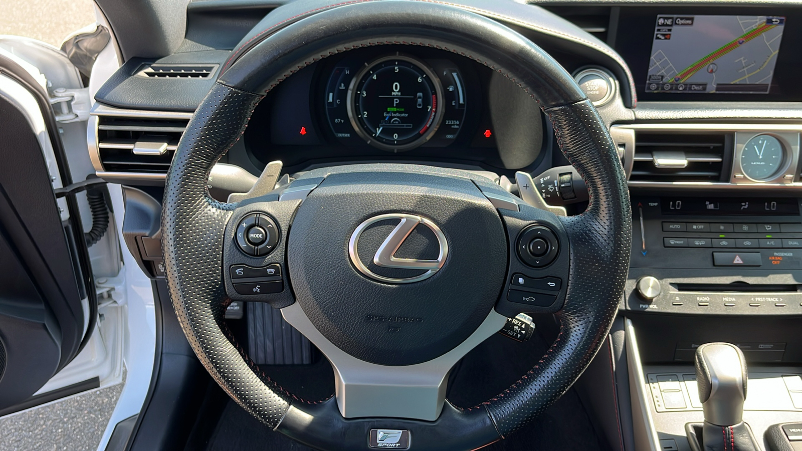 2016 Lexus IS 350 Base 13