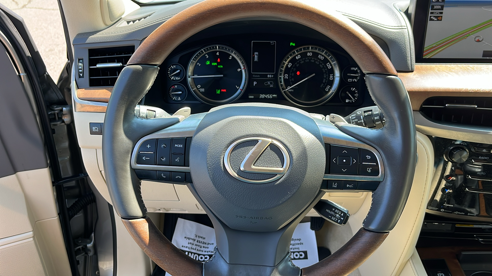 2021 Lexus LX 570 Three-Row 13