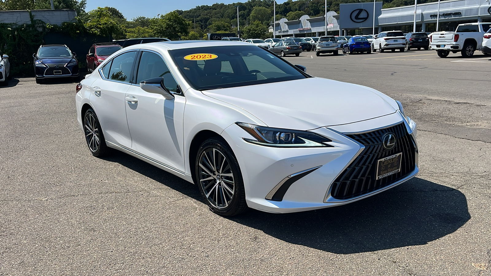 2023 Lexus ES 350 Base 3