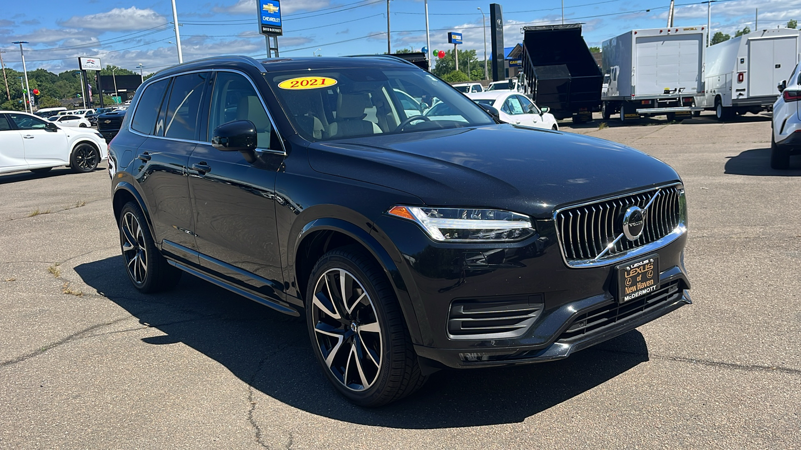 2021 Volvo XC90 T6 Momentum 4