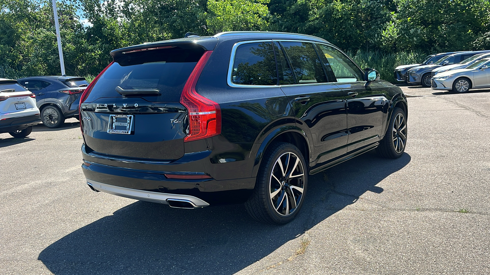 2021 Volvo XC90 T6 Momentum 6