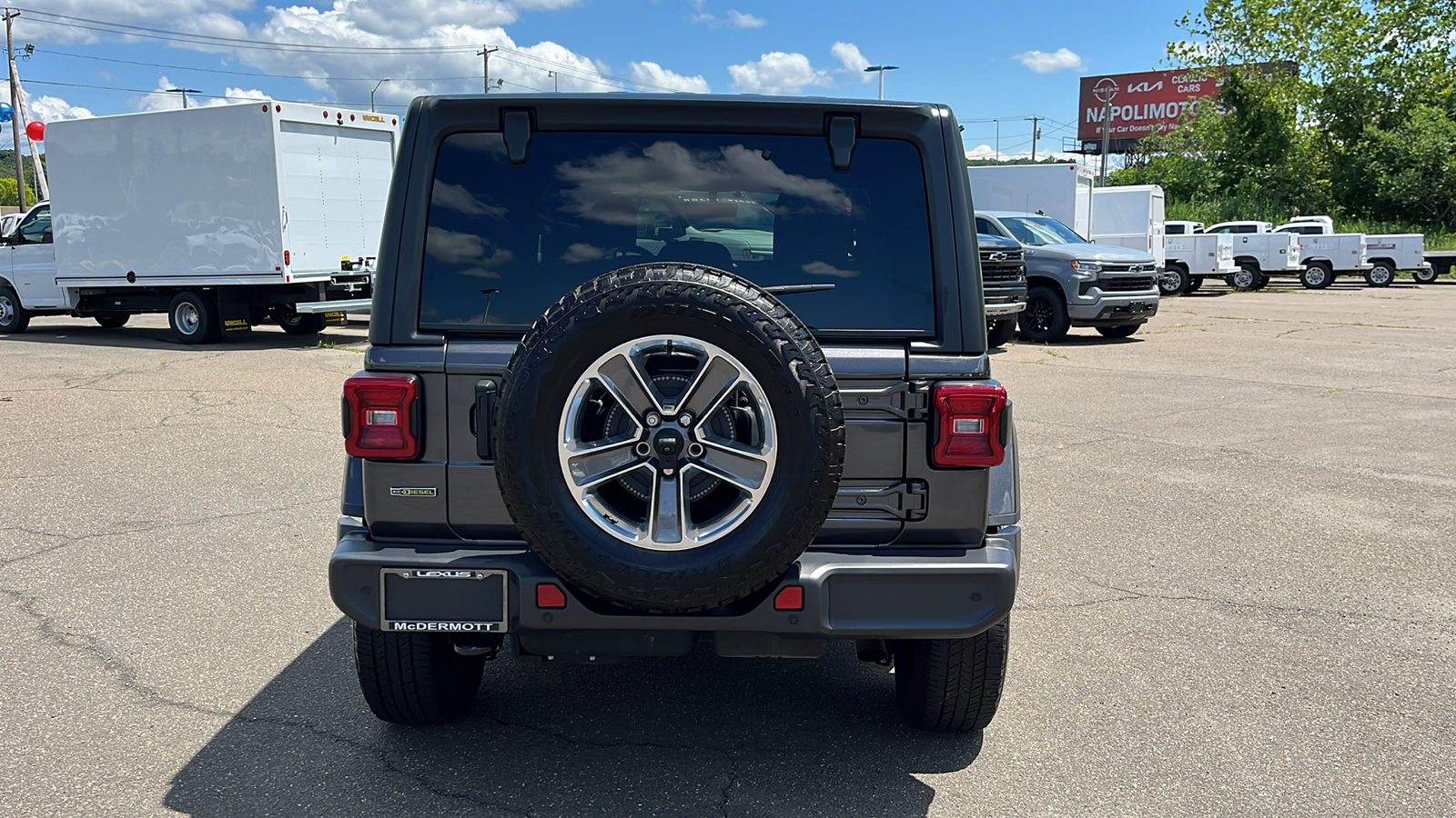 2021 Jeep Wrangler Unlimited Sahara 6