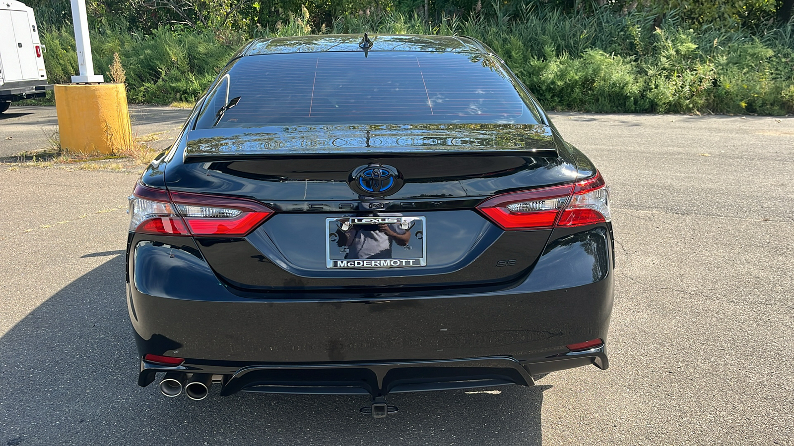 2022 Toyota Camry Hybrid SE 6