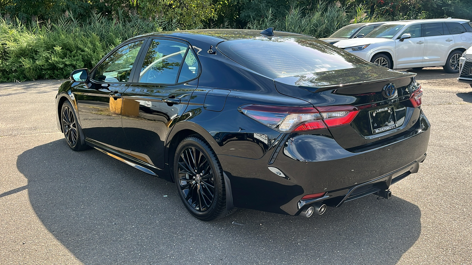 2022 Toyota Camry Hybrid SE 7