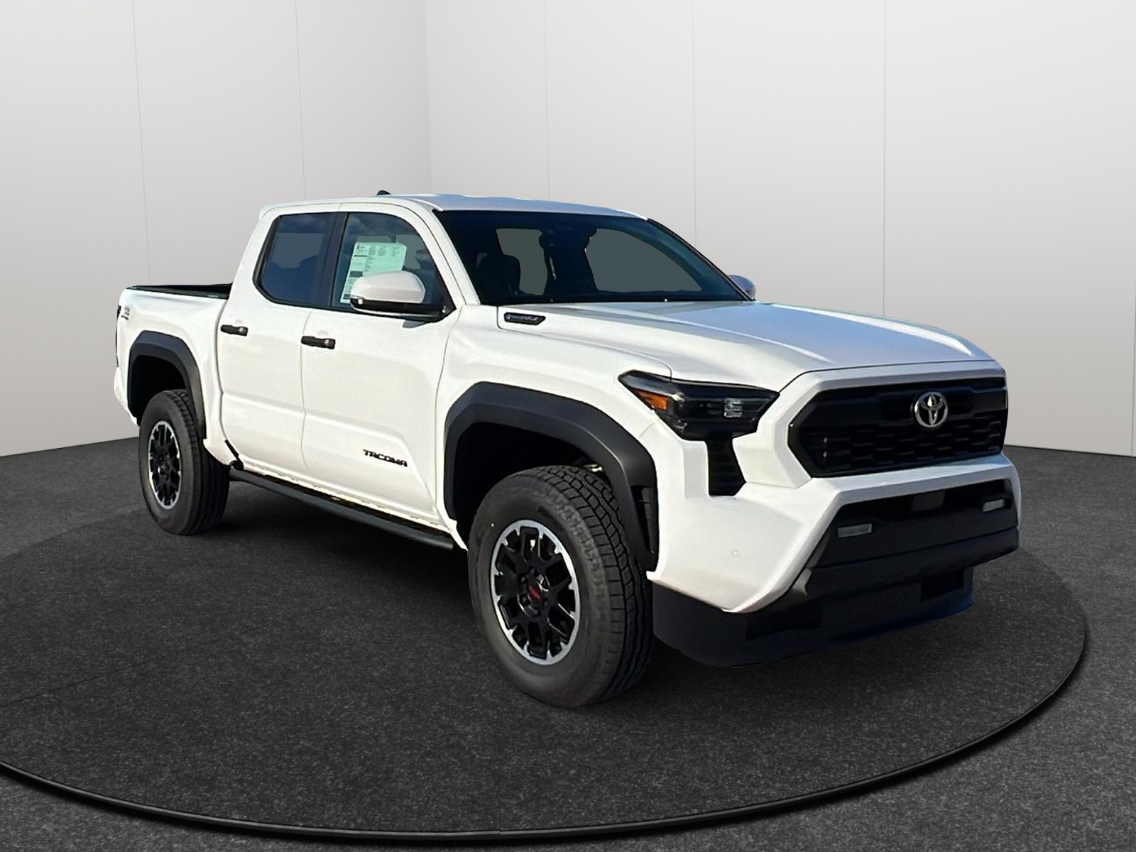 2024 Toyota Tacoma Hybrid TRD Off Road 1