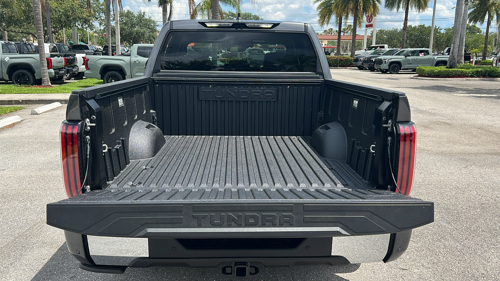 2024 Toyota Tundra Hybrid 1794 Edition 7