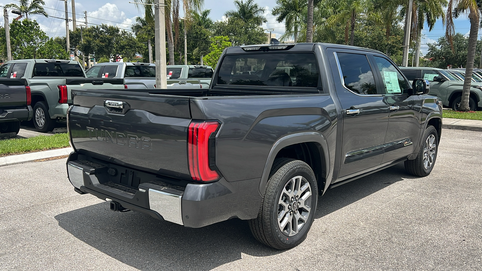 2024 Toyota Tundra Hybrid 1794 Edition 8