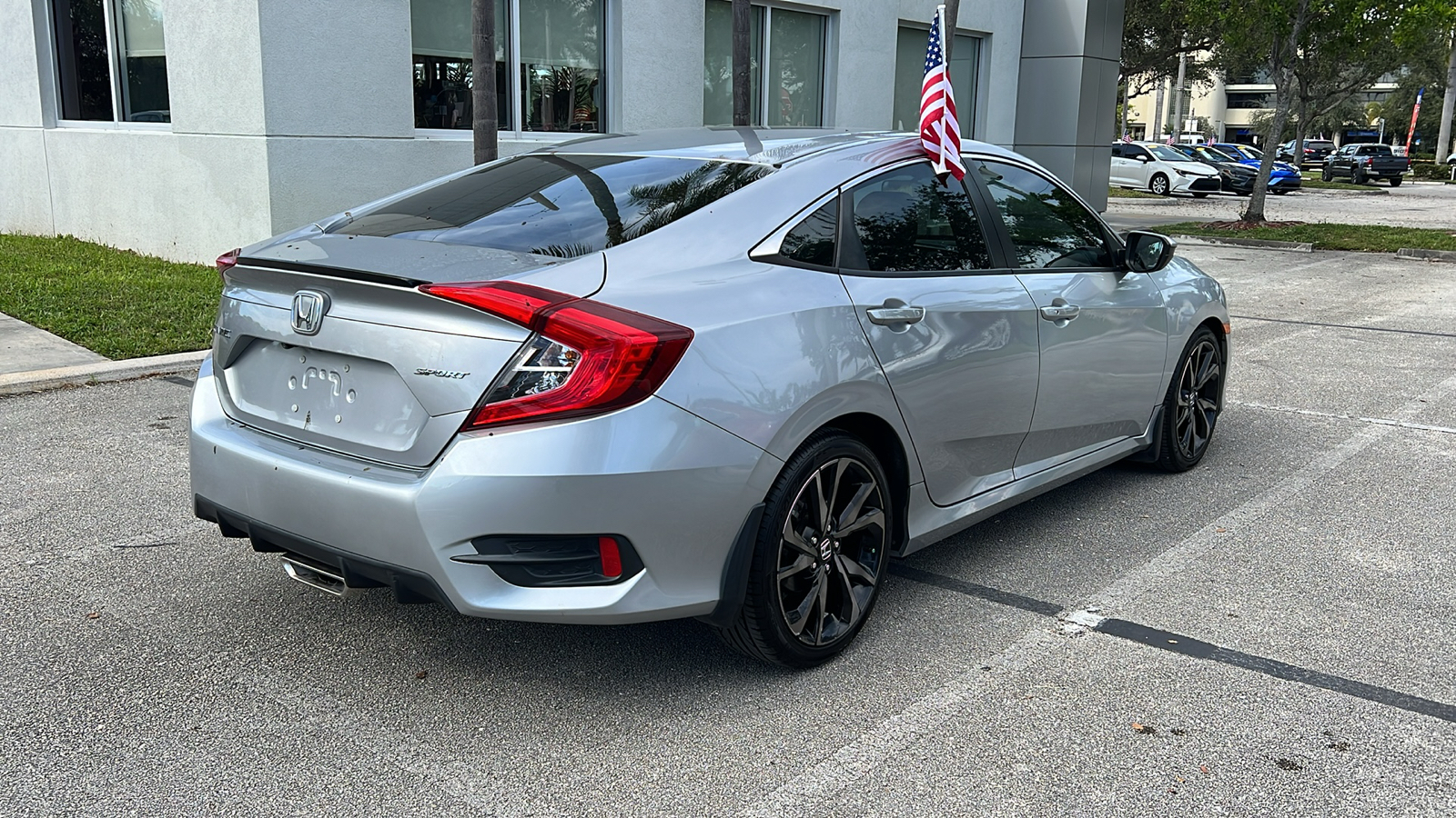 2019 Honda Civic Sedan Sport 10