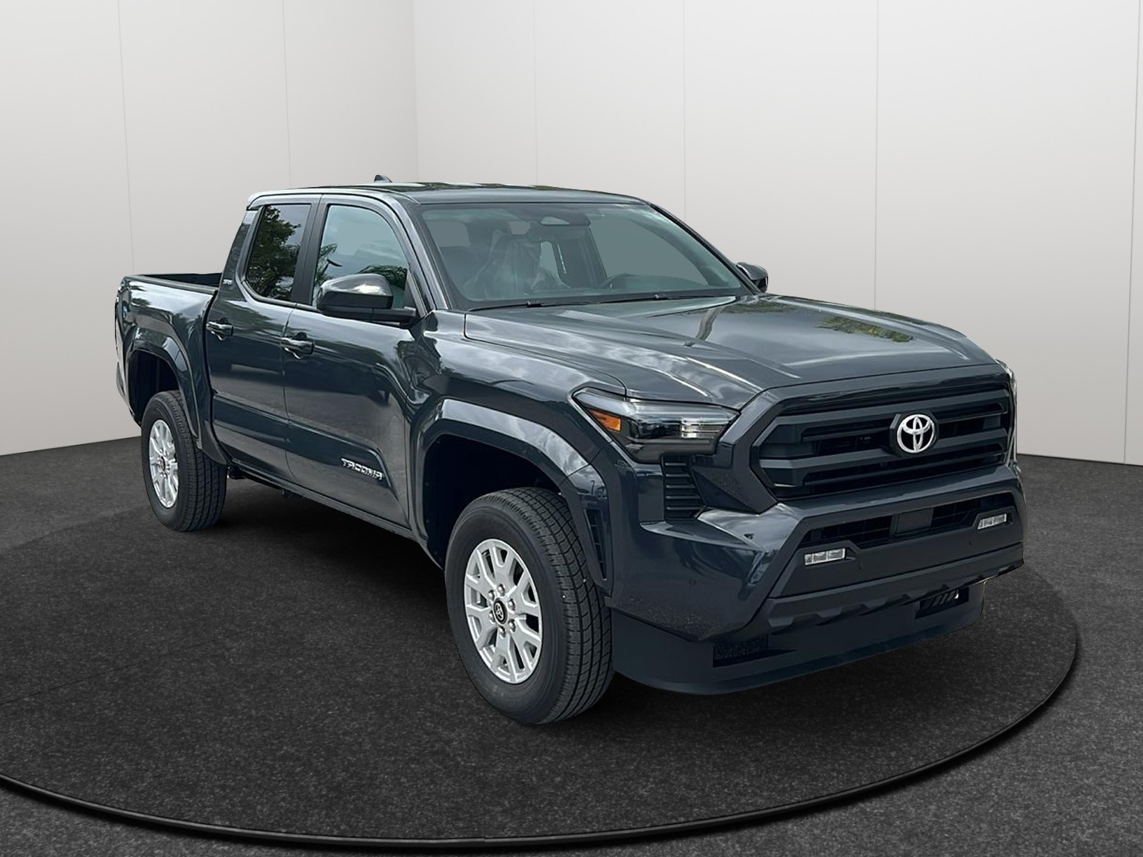 2024 Toyota Tacoma SR5 1