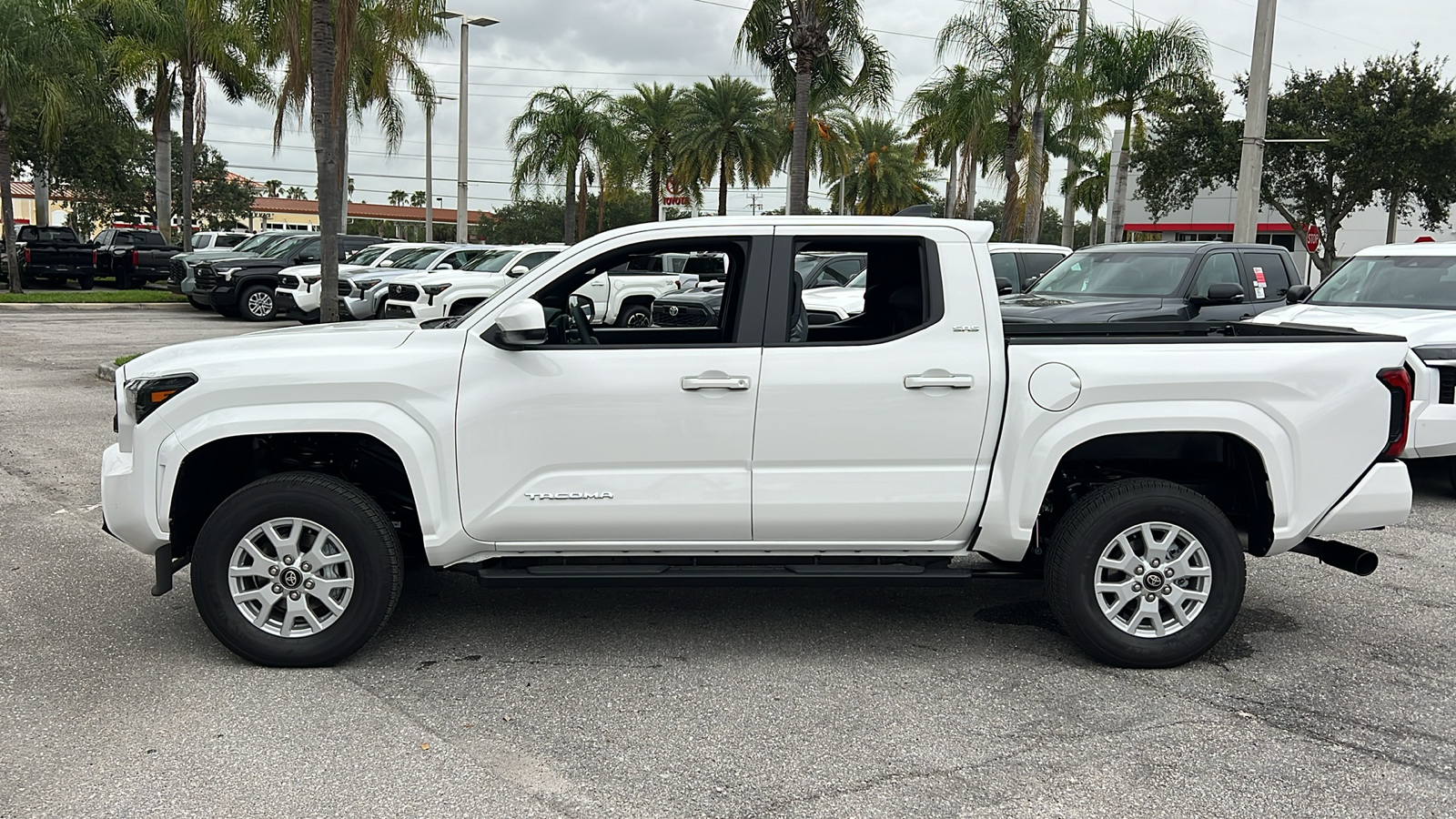 2024 Toyota Tacoma SR5 4