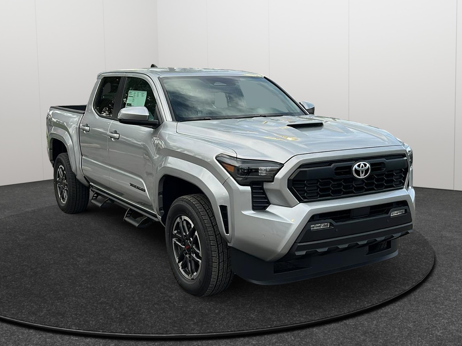 2024 Toyota Tacoma TRD Sport 1