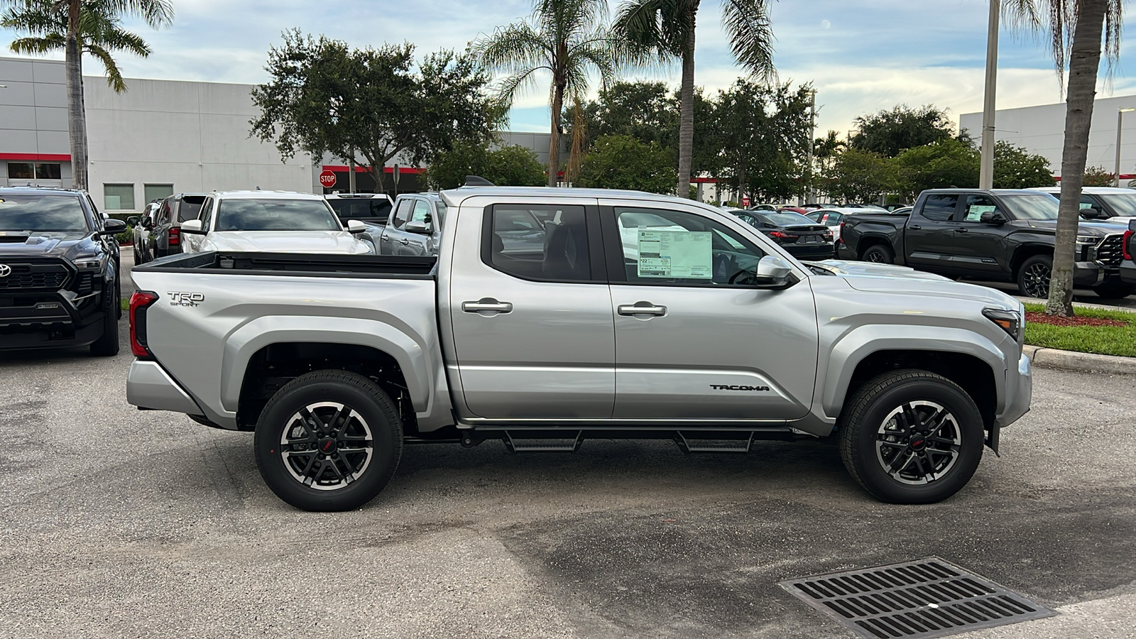 2024 Toyota Tacoma TRD Sport 9