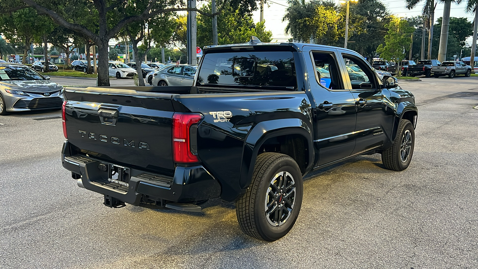 2024 Toyota Tacoma TRD Sport 8