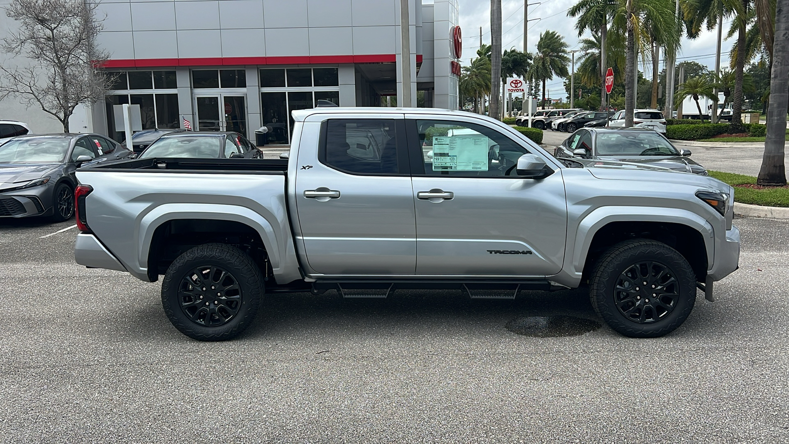 2024 Toyota Tacoma SR5 10