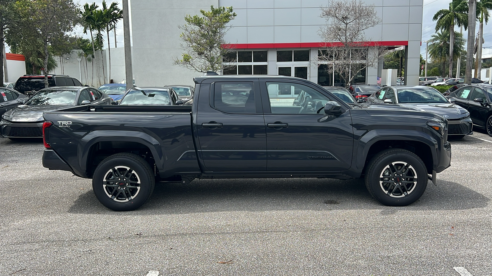 2024 Toyota Tacoma TRD Sport 9