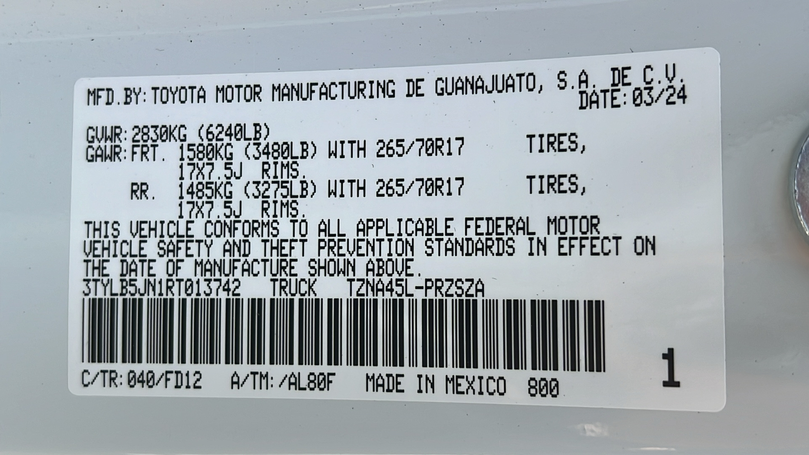 2024 Toyota Tacoma TRD Off-Road 25