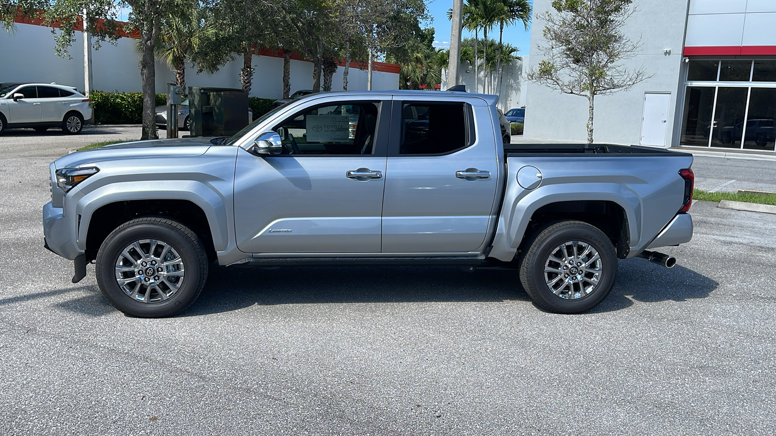 2024 Toyota Tacoma Limited 4