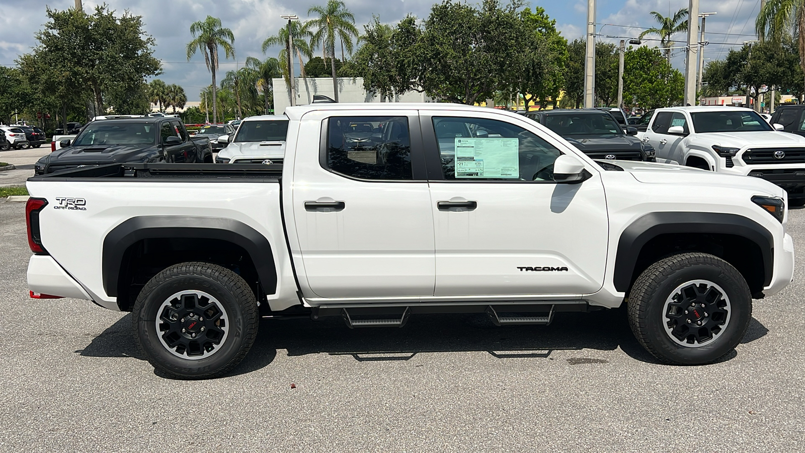 2024 Toyota Tacoma SR5 10