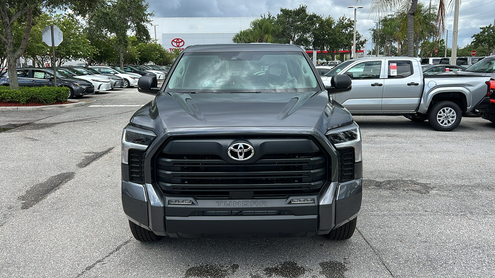 2024 Toyota Tundra SR5 2