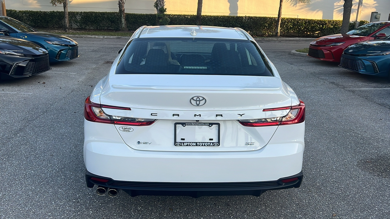 2025 Toyota Camry SE 5