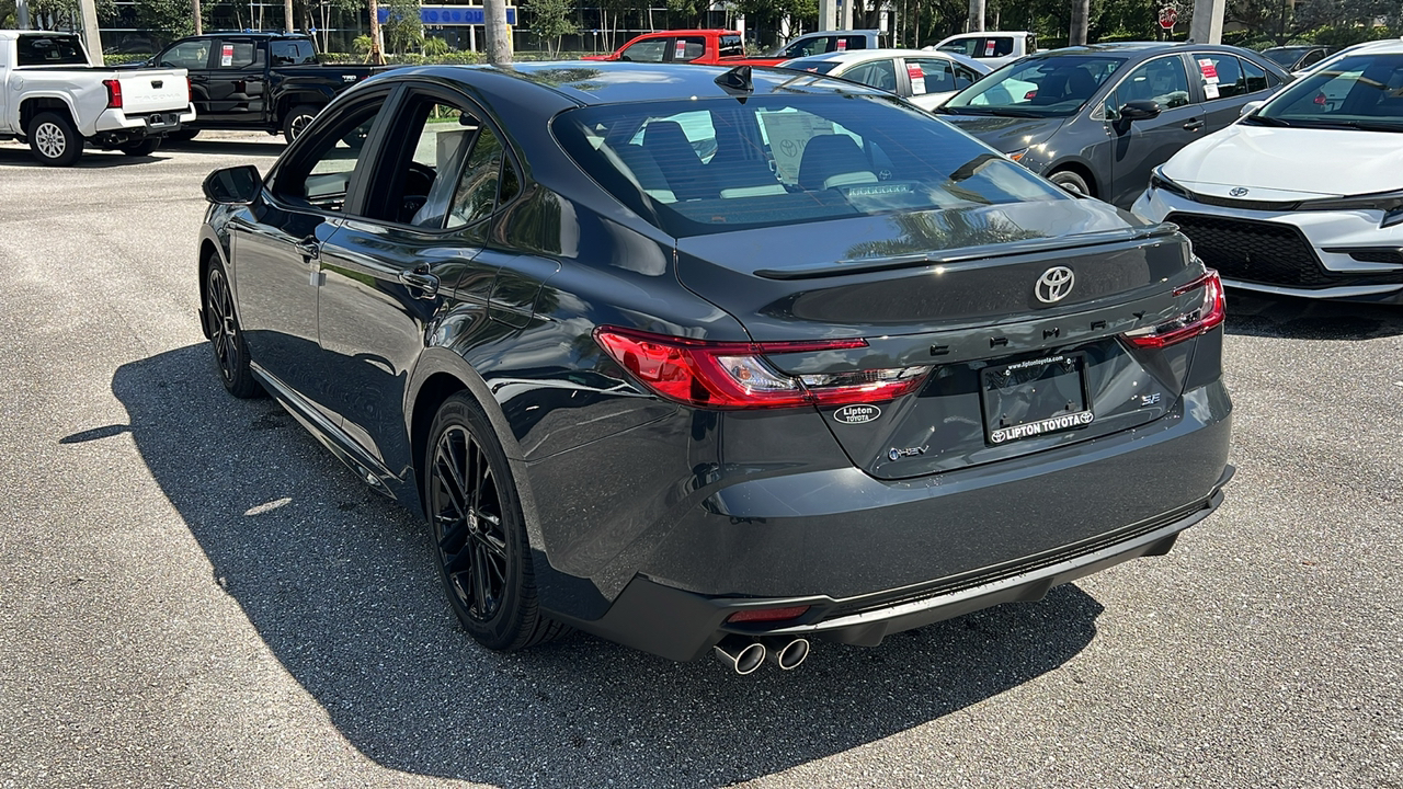 2025 Toyota Camry SE 5