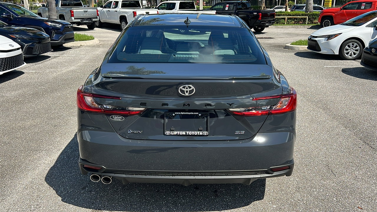 2025 Toyota Camry SE 6