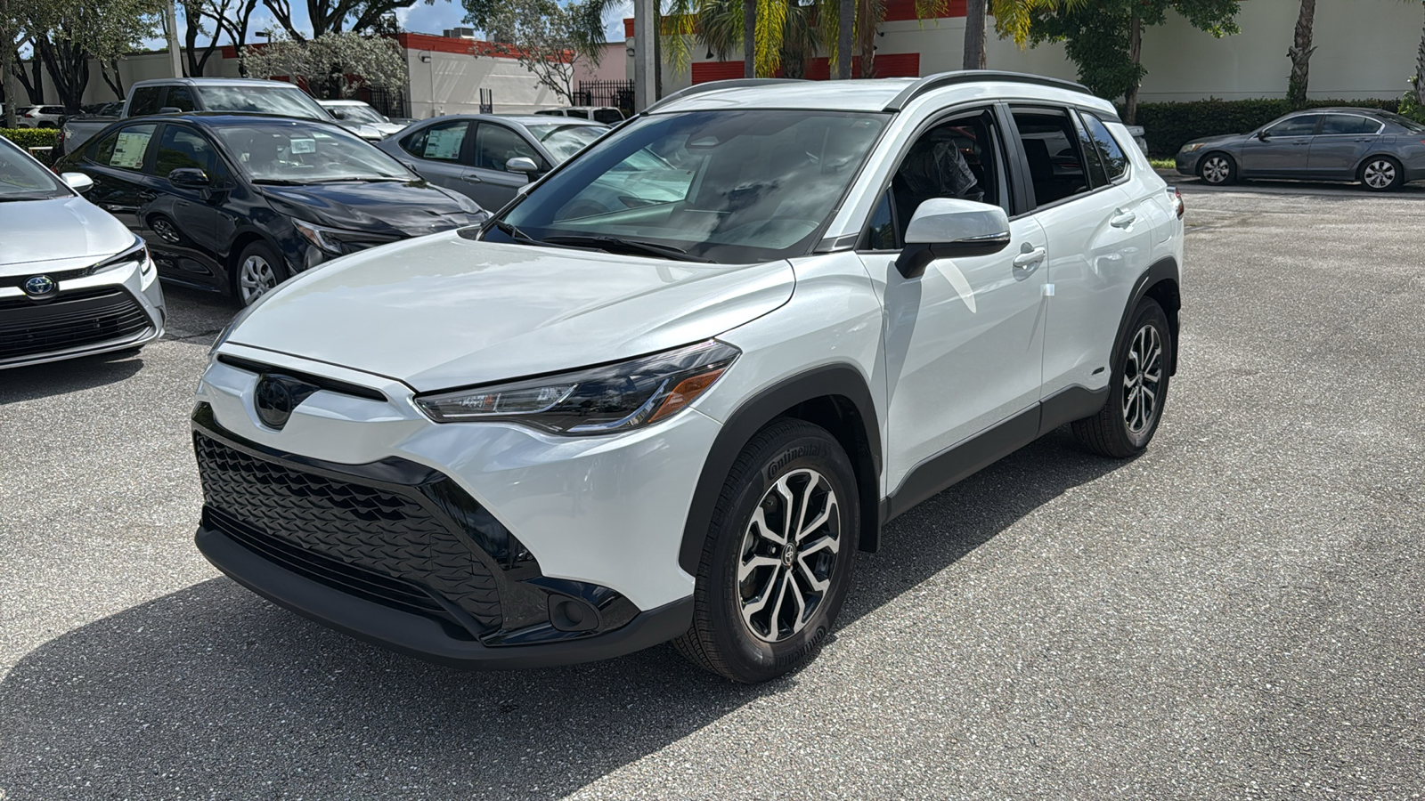 2024 Toyota Corolla Cross Hybrid SE 3