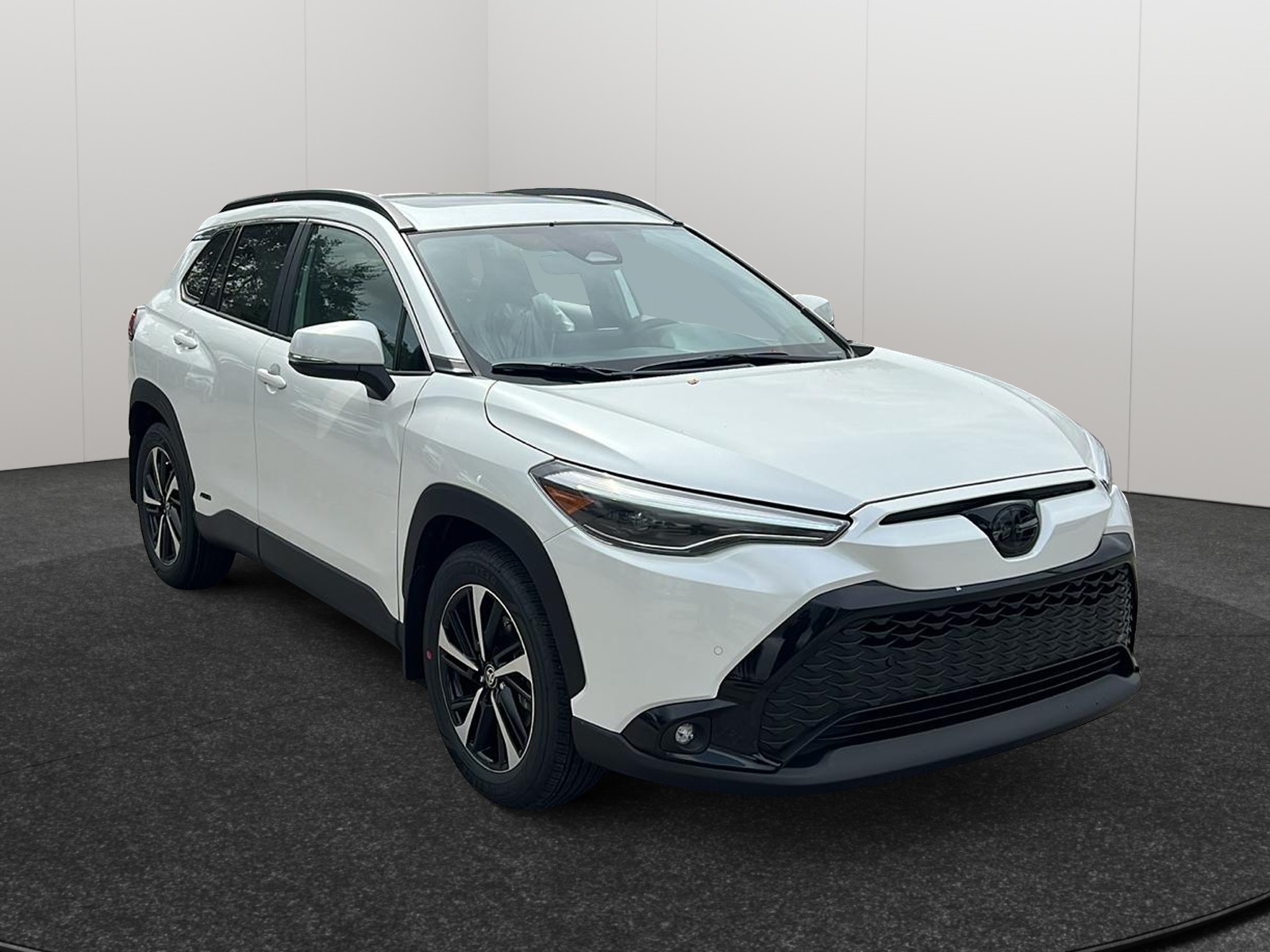 2024 Toyota Corolla Cross Hybrid XSE 1