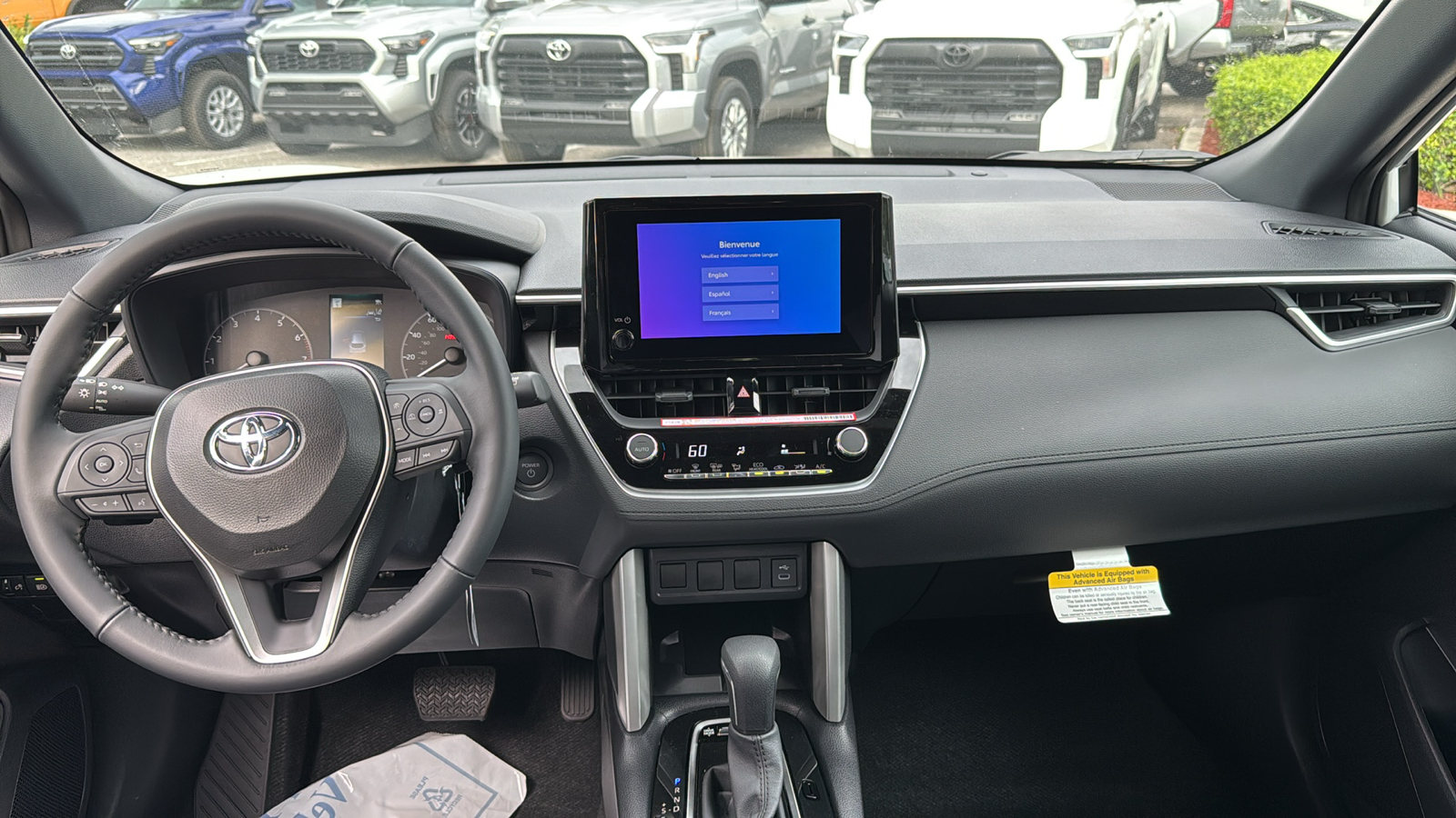 2024 Toyota Corolla Cross Hybrid SE 14