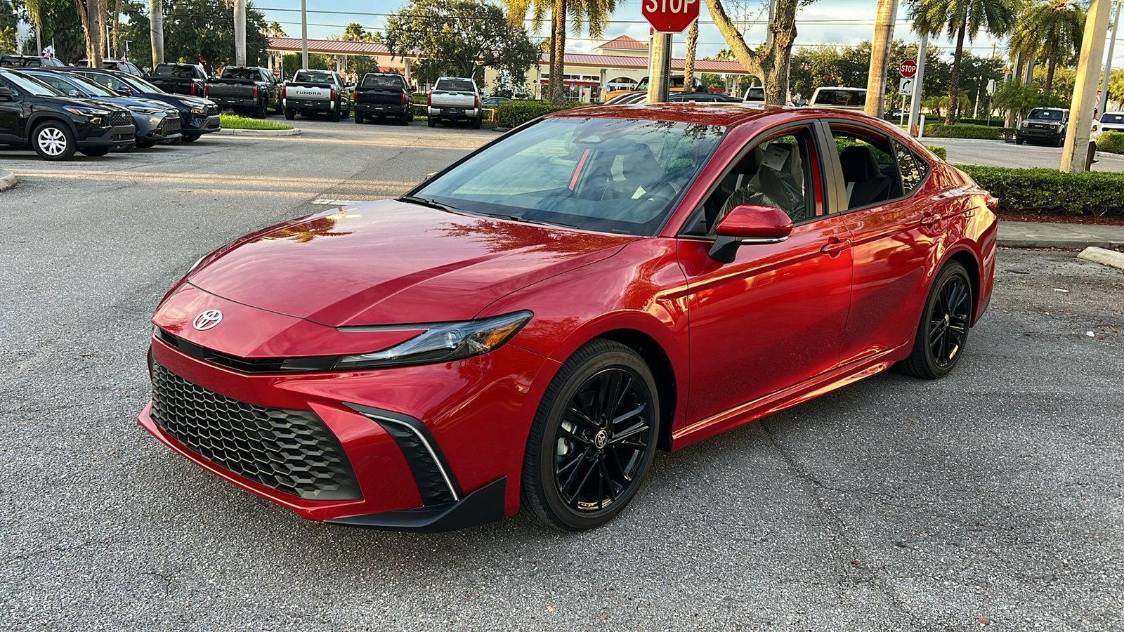 2025 Toyota Camry LE 3