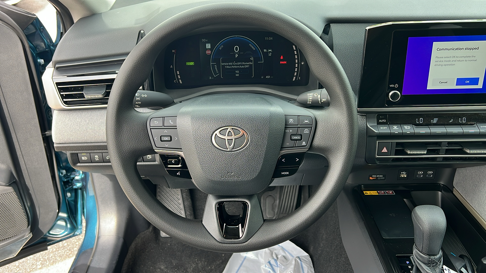 2025 Toyota Camry LE 19