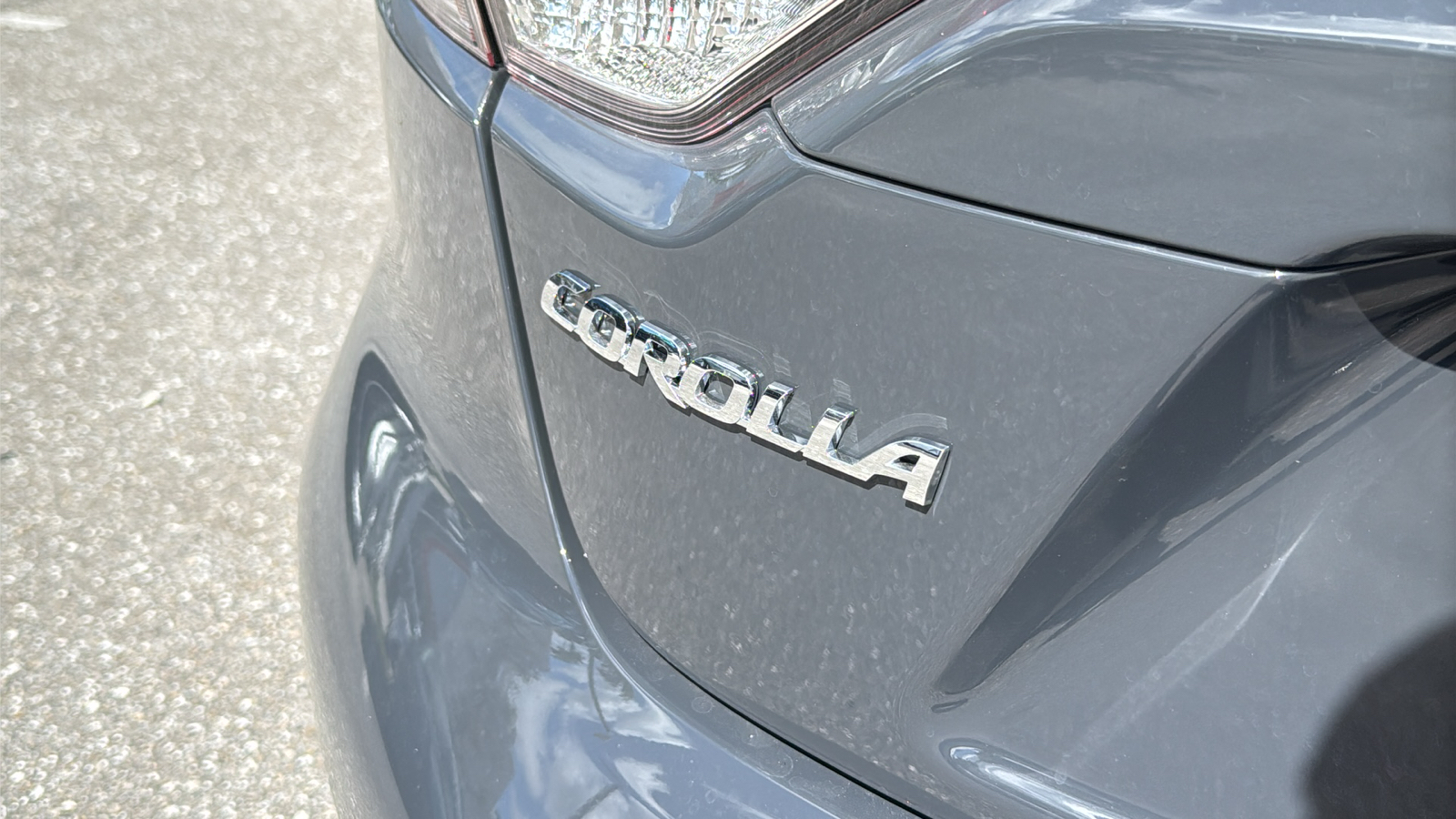 2025 Toyota Corolla Hybrid LE 7