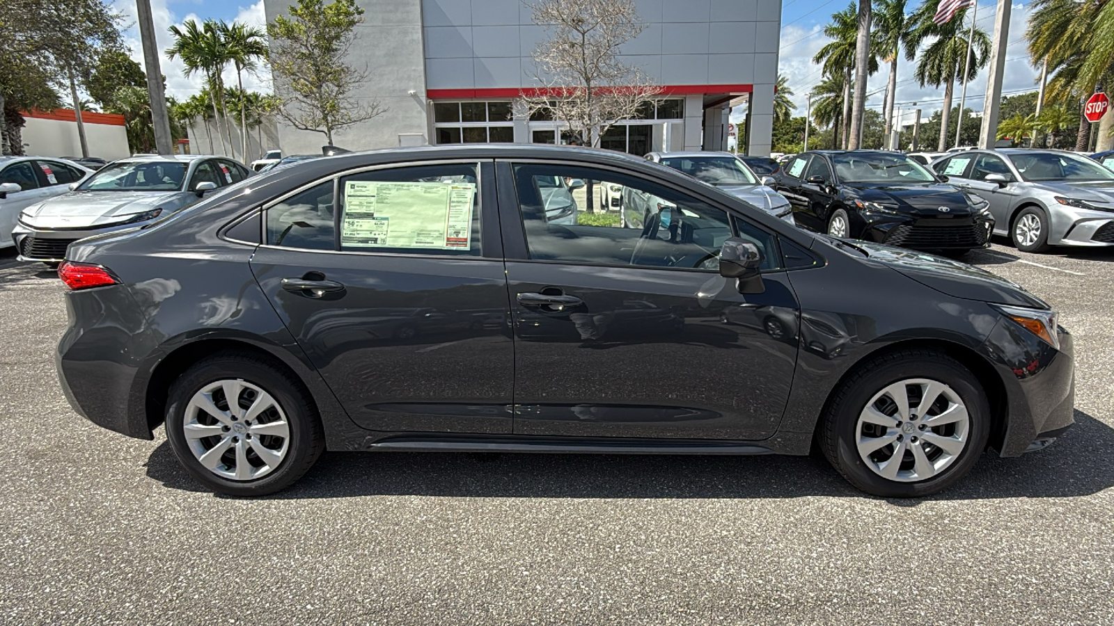 2025 Toyota Corolla Hybrid LE 11