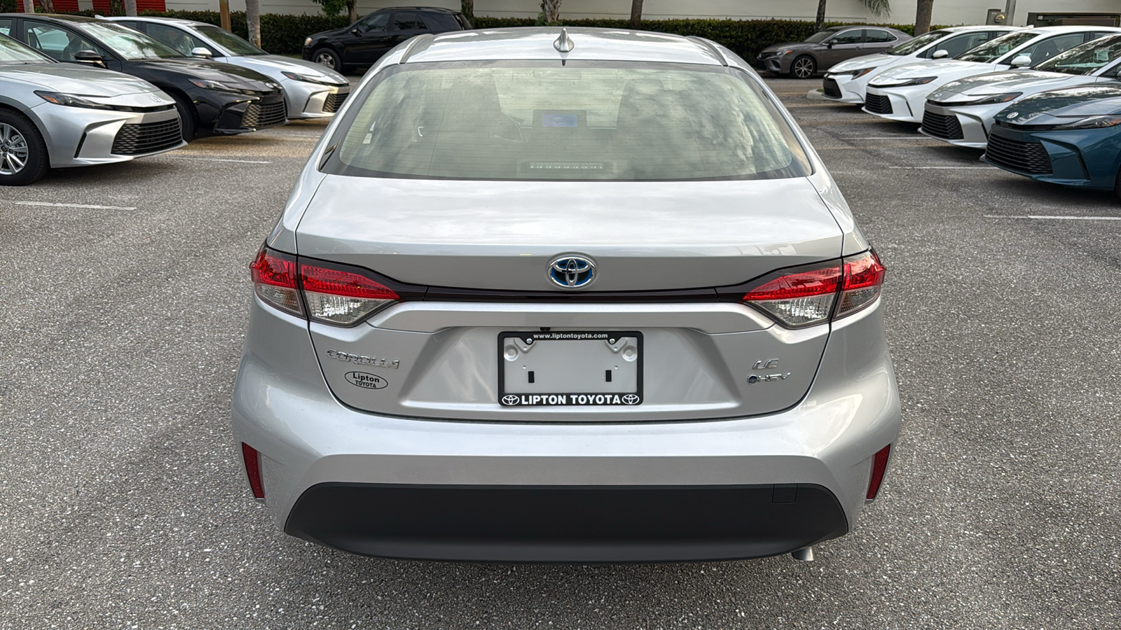 2025 Toyota Corolla Hybrid LE 6