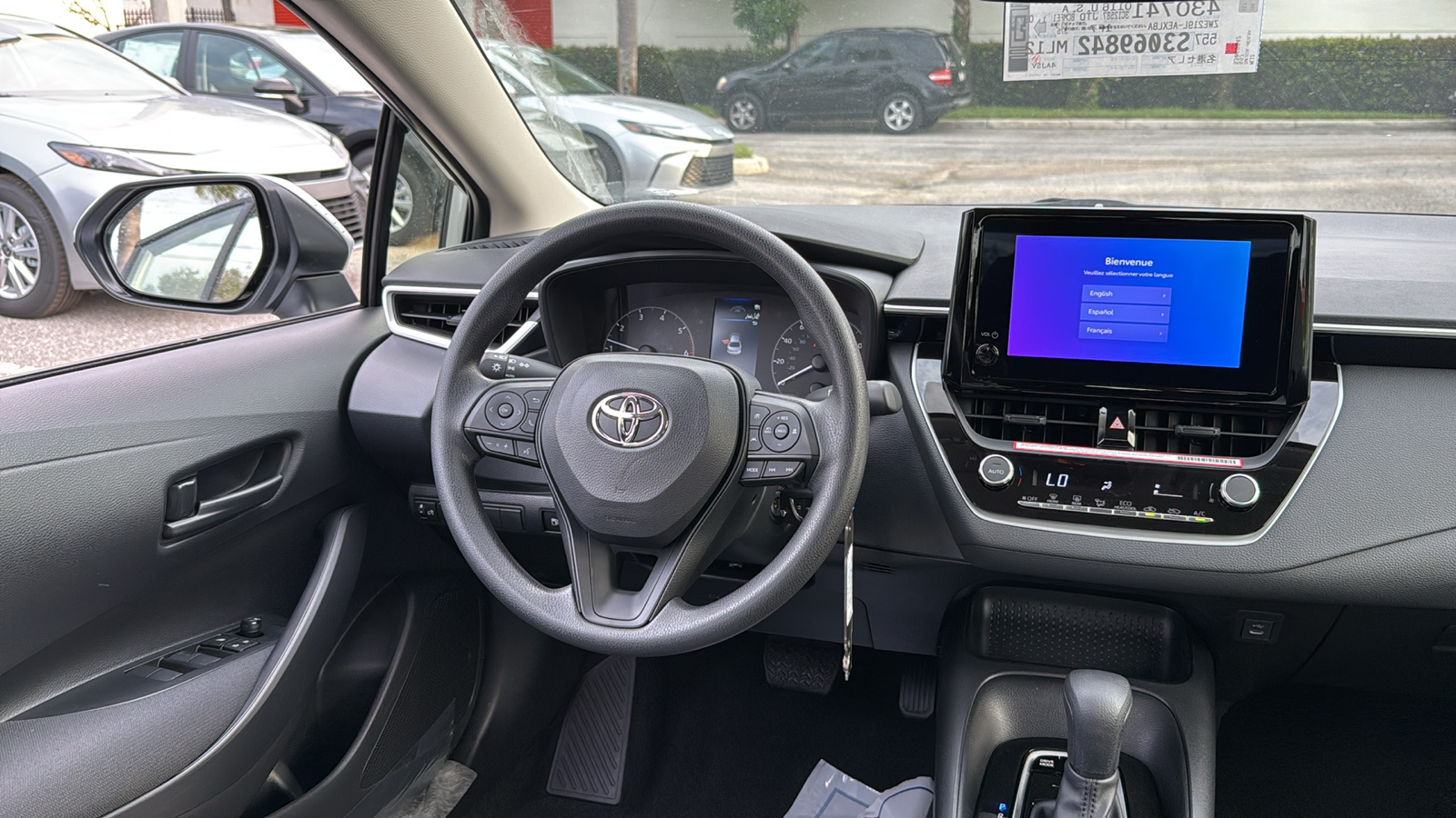 2025 Toyota Corolla Hybrid LE 15