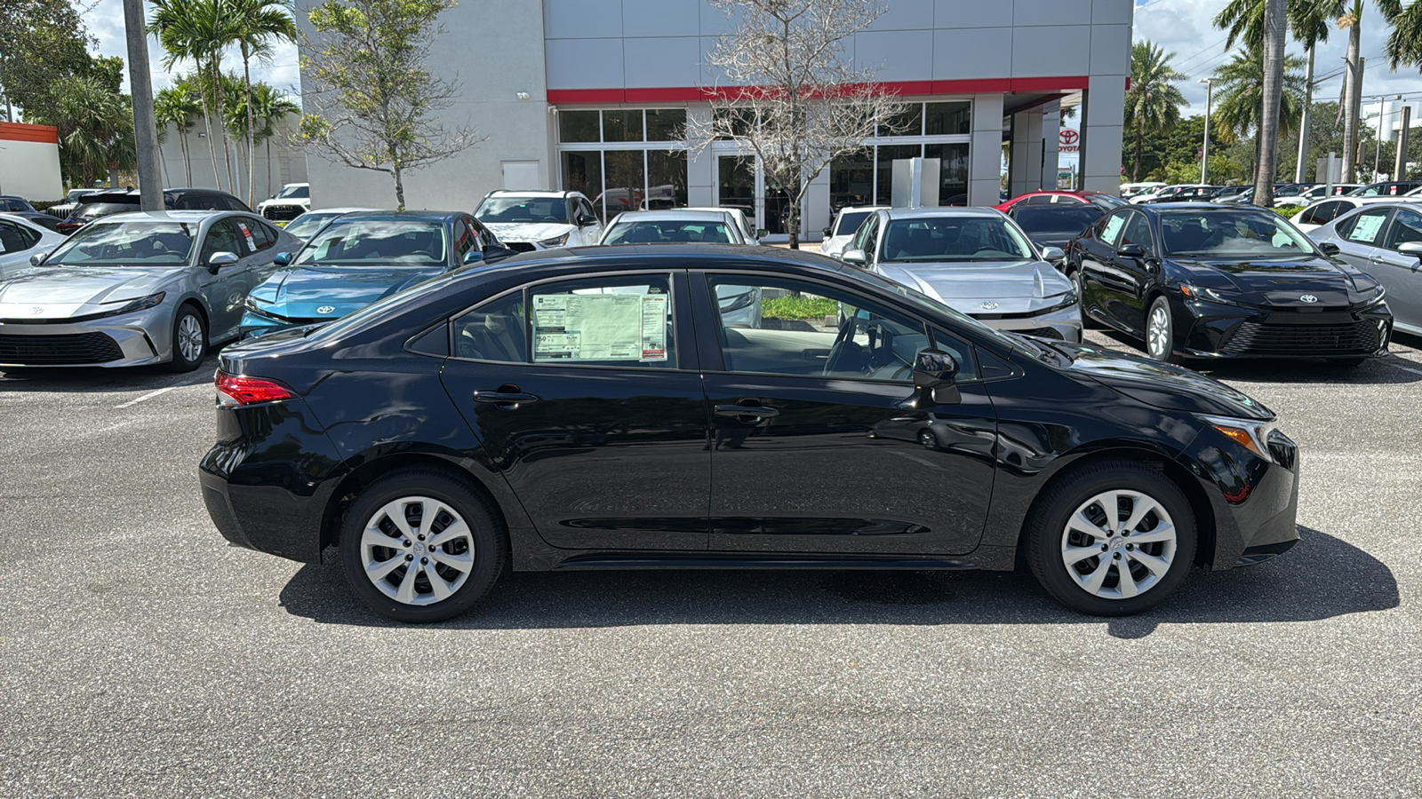 2025 Toyota Corolla Hybrid LE 11