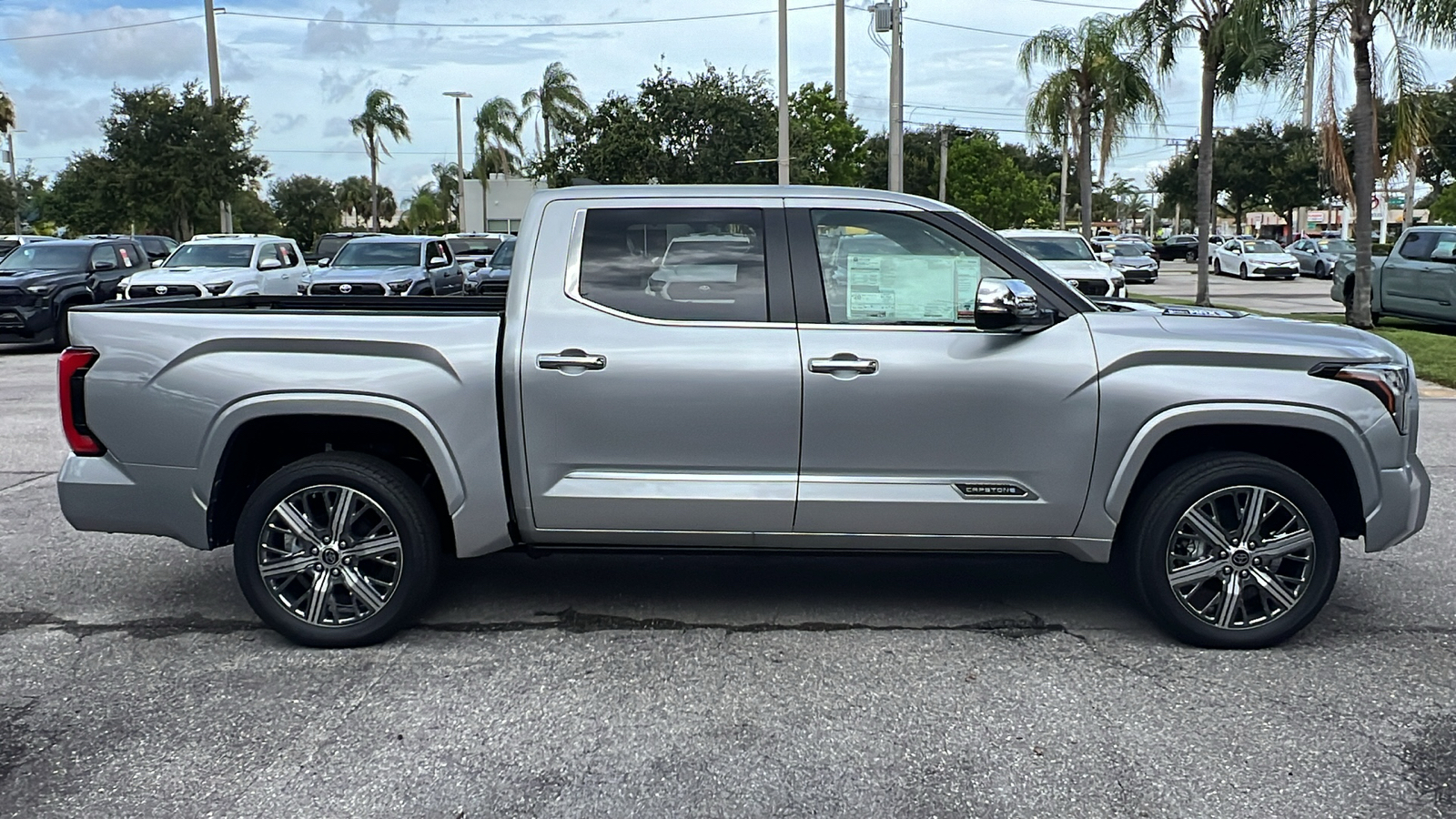 2024 Toyota Tundra Hybrid Capstone 10