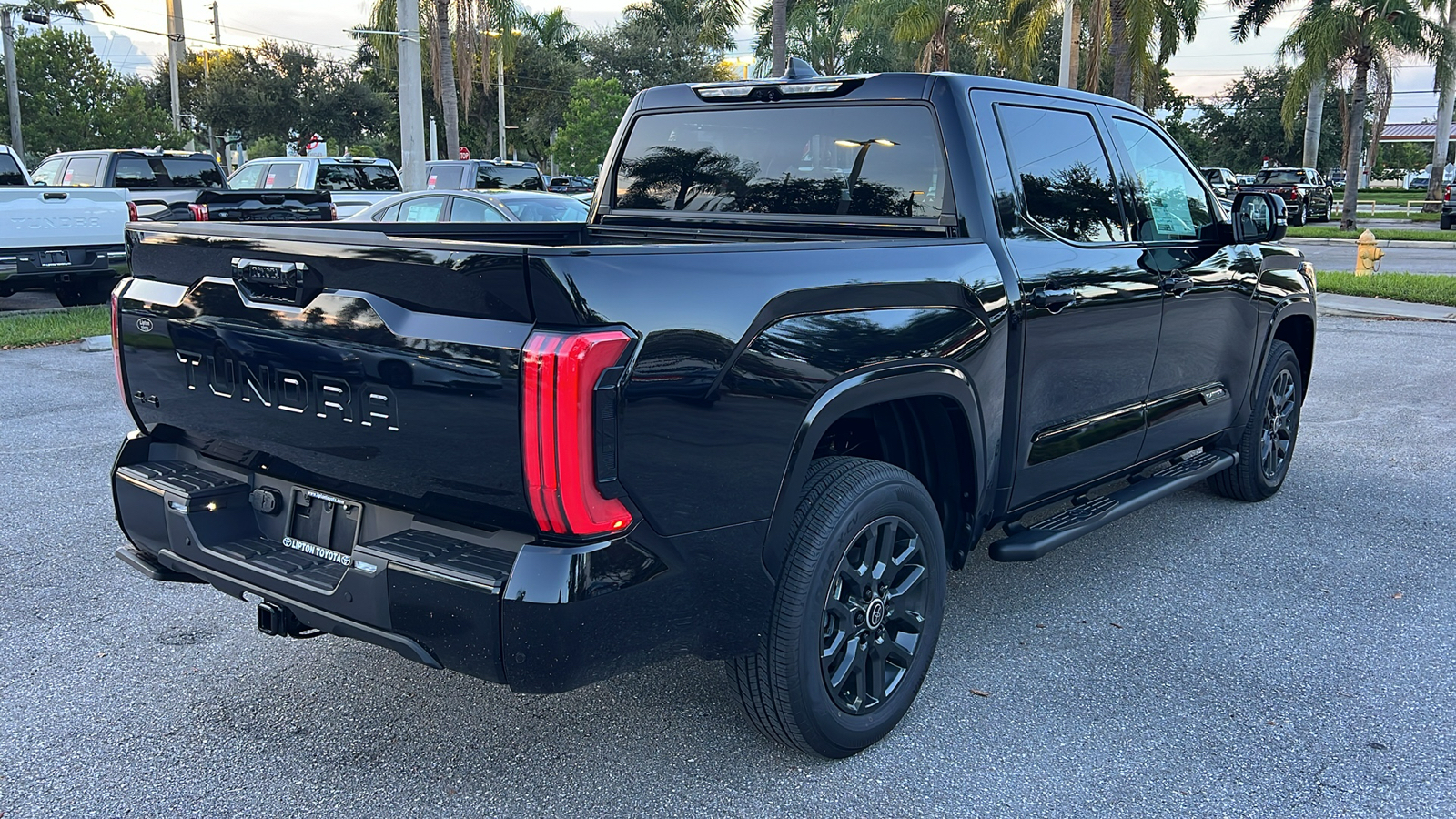 2024 Toyota Tundra Hybrid Platinum 9