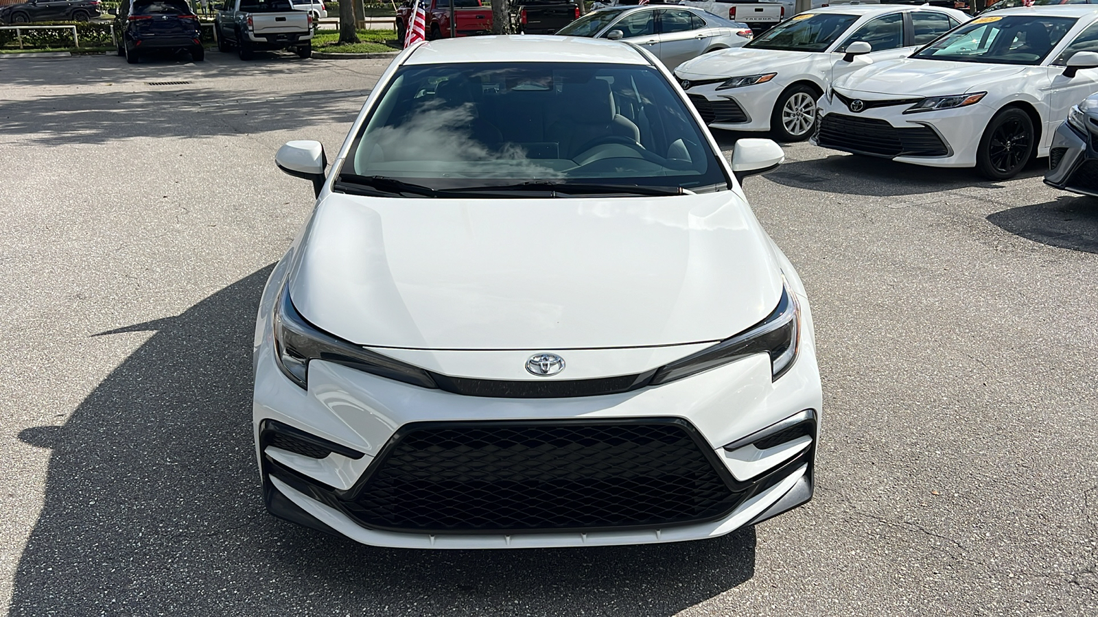 2023 Toyota Corolla SE 2